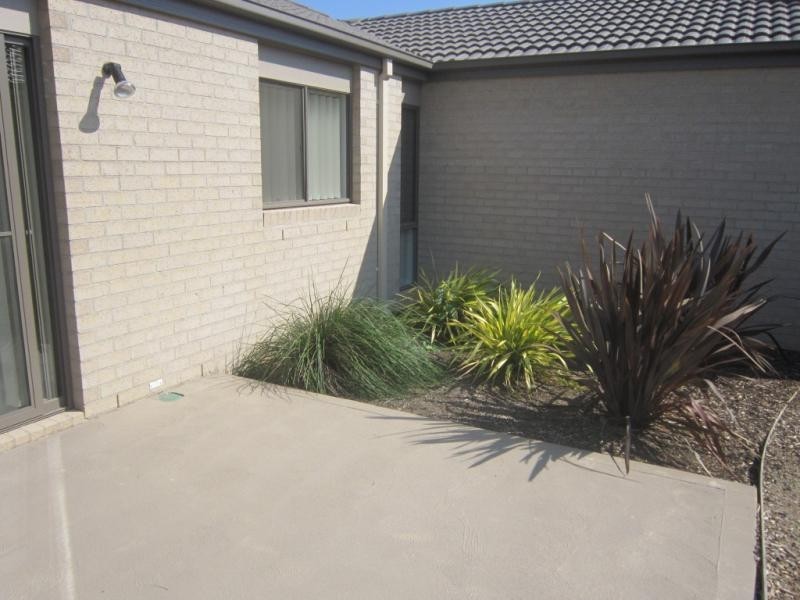 5 Getaway Dr, Doreen VIC 3754