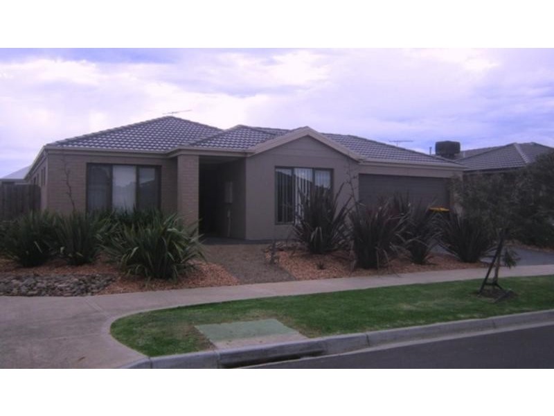 5 Escape Dr, Doreen VIC 3754