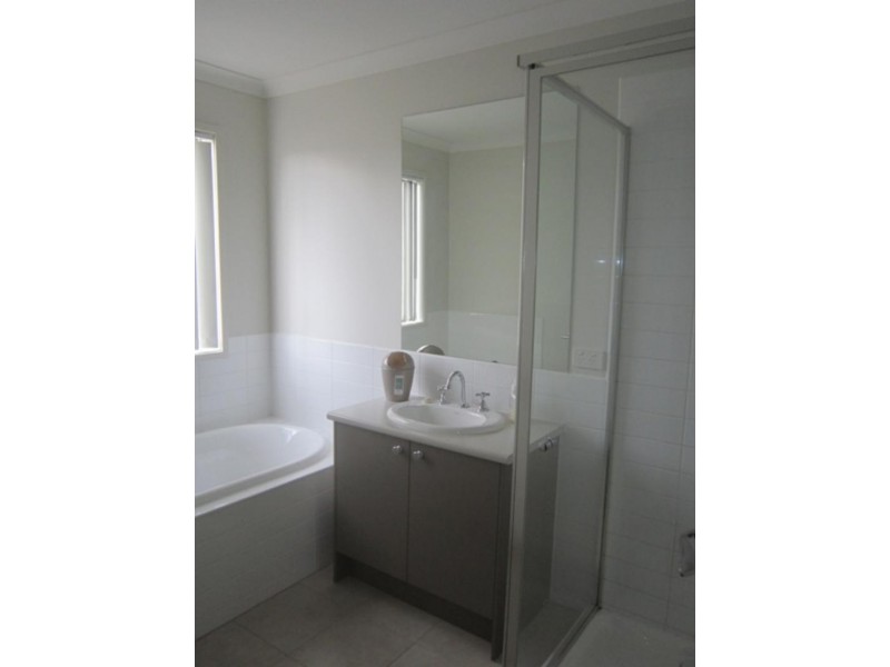 5 Escape Dr, Doreen VIC 3754