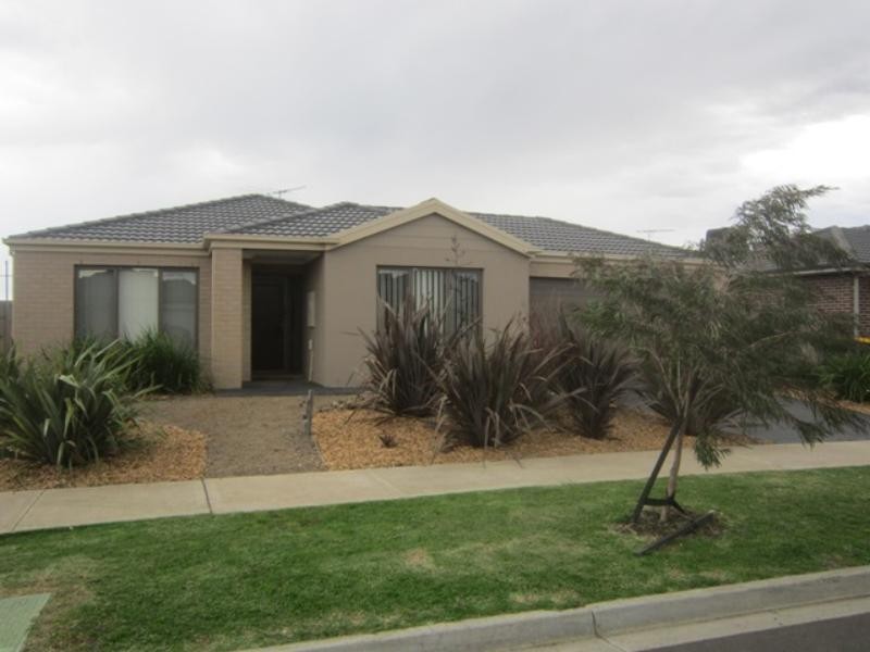 5 Escape Dr, Doreen VIC 3754
