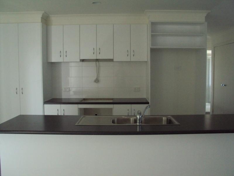 322 The Lakes  Bvd, South Morang VIC 3752