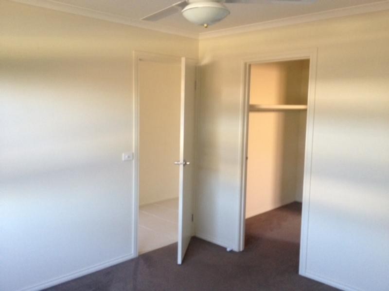 38 Algerd Way, Pakenham VIC 3810