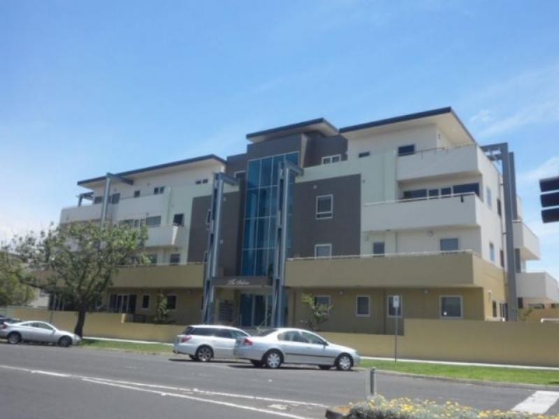 61 Ladybird Cres, Point Cook VIC 3030