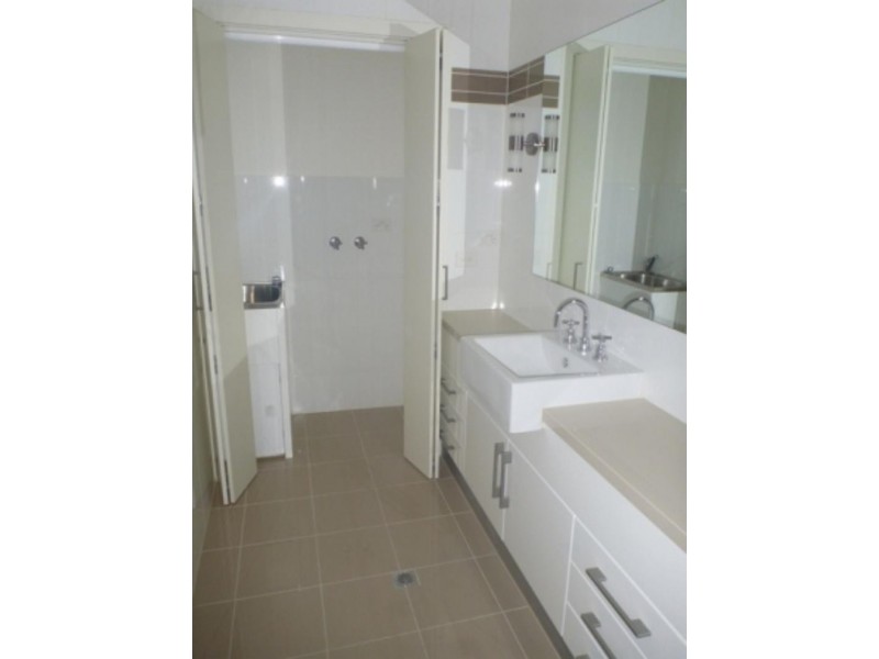 61 Ladybird Cres, Point Cook VIC 3030