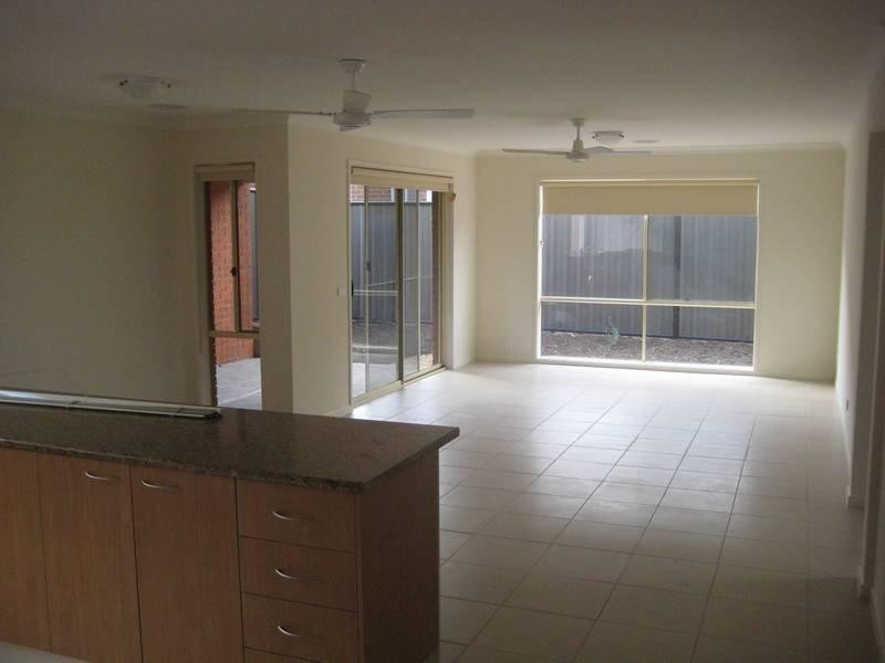 12 Colby Lnk, Derrimut VIC 3030