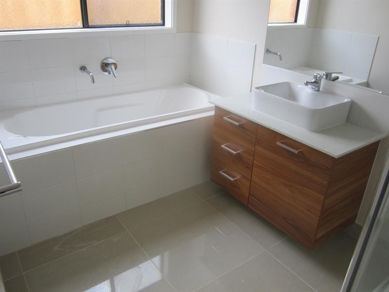 16 Maiden  Dr, Sunbury VIC 3429