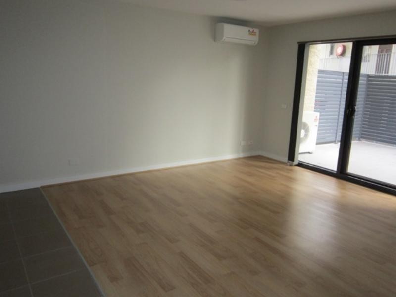 30 Tipperary Cct, Pakenham VIC 3810