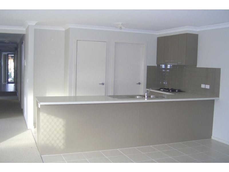 44 Ardenal Cres, Lalor VIC 3075