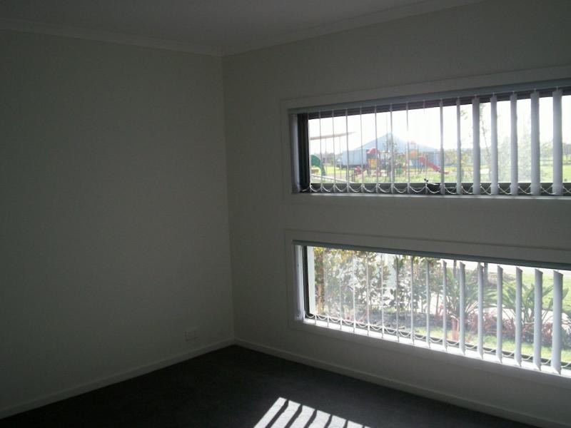 70 Duncombe Park Way, Deer Park VIC 3023