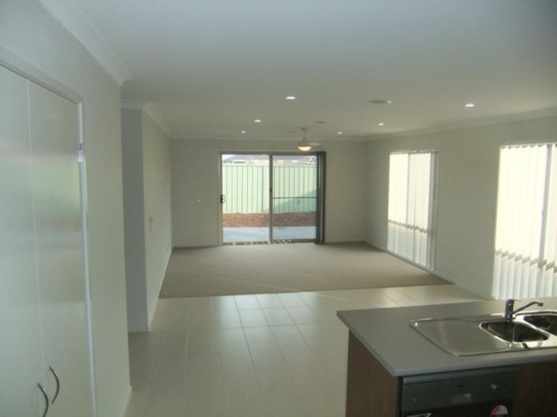 43 Manuka  Gr, Wyndham Vale VIC 3024