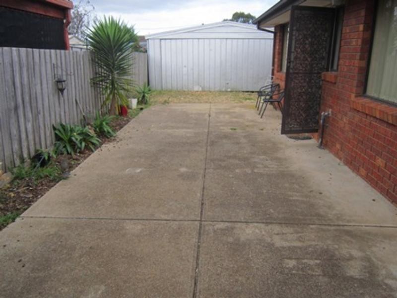 16 Maplehurst Ave, Hoppers Crossing VIC 3029