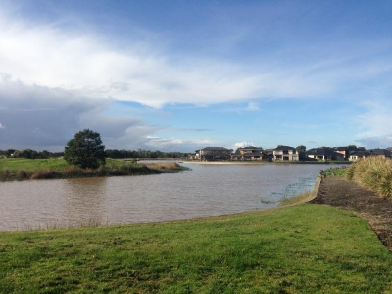 15 Normanby  Ch, Sandhurst VIC 3977