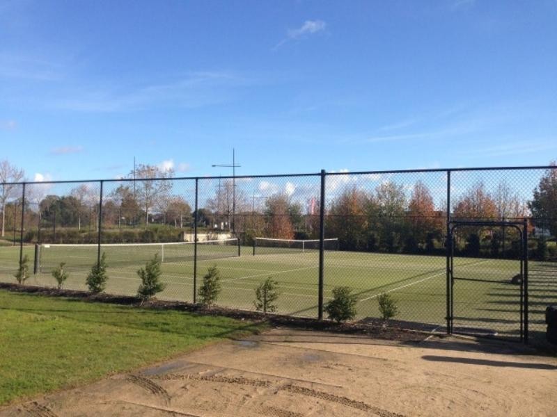 15 Normanby  Ch, Sandhurst VIC 3977