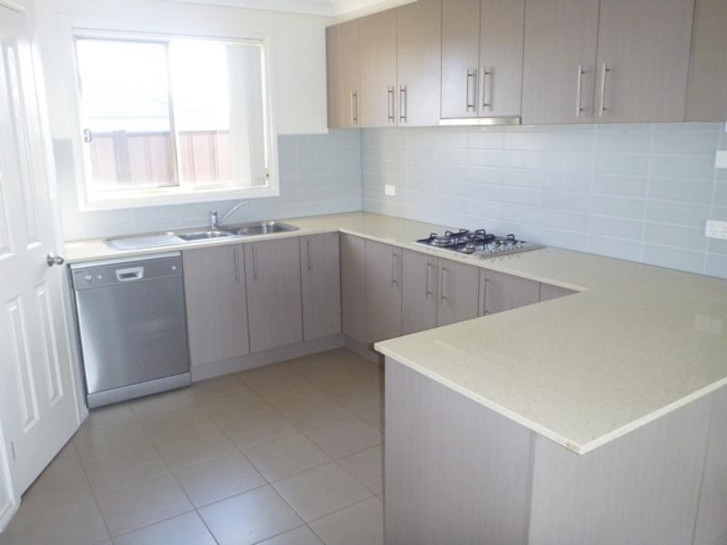 2  Dargy  Ambl, Point Cook VIC 3030