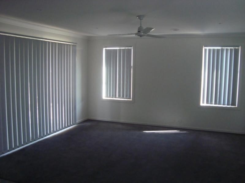33 Crissa St, Tarneit VIC 3029
