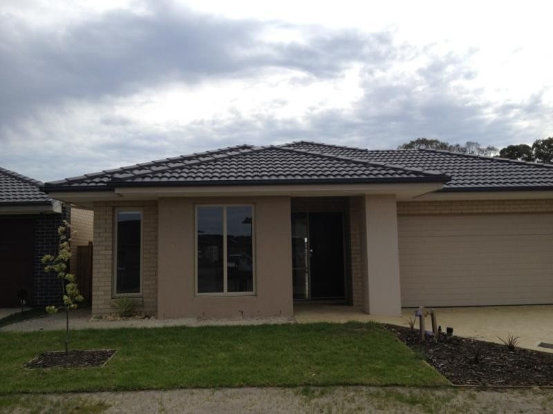 33 Jardine  Ct, Sandhurst VIC 3977