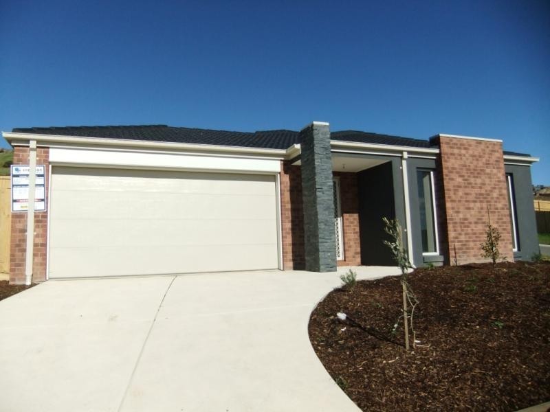 5 Chard  Pl, Sunbury VIC 3429