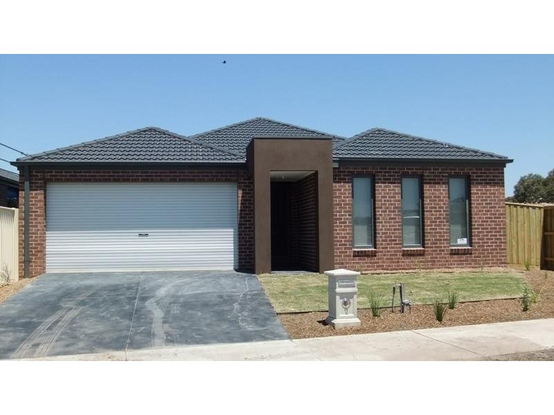 2 Reefton Ct, South Morang VIC 3752