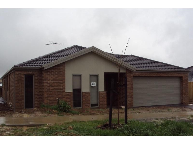 6 Leatherwood Dr, Doreen VIC 3754