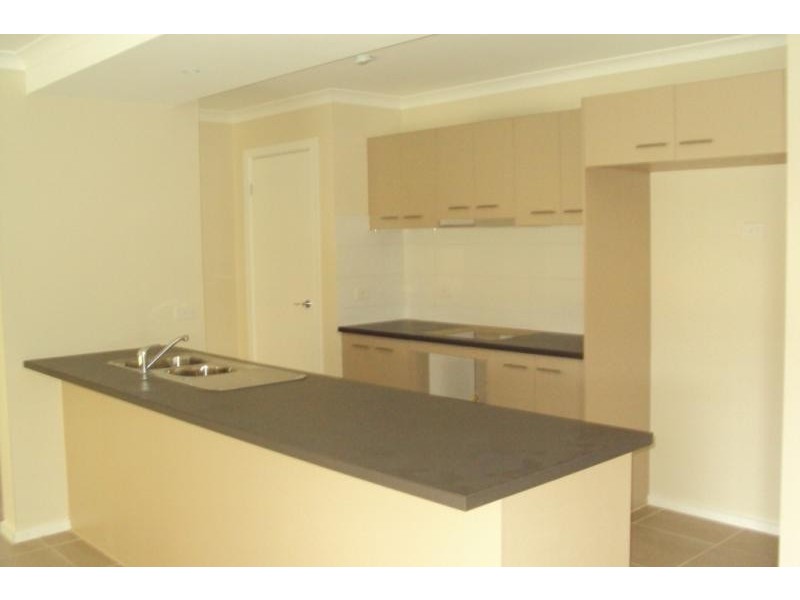 6 Leatherwood Dr, Doreen VIC 3754