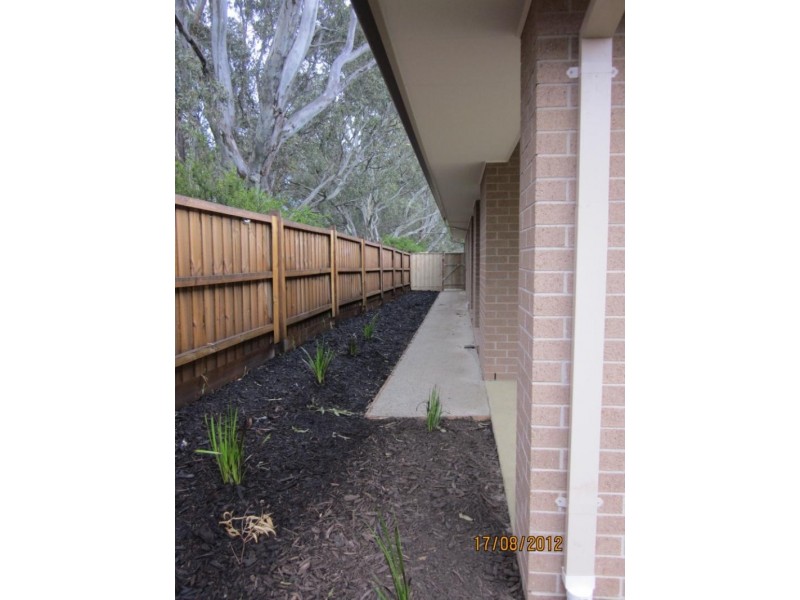 5 Yarra Pl, Sandhurst VIC 3977