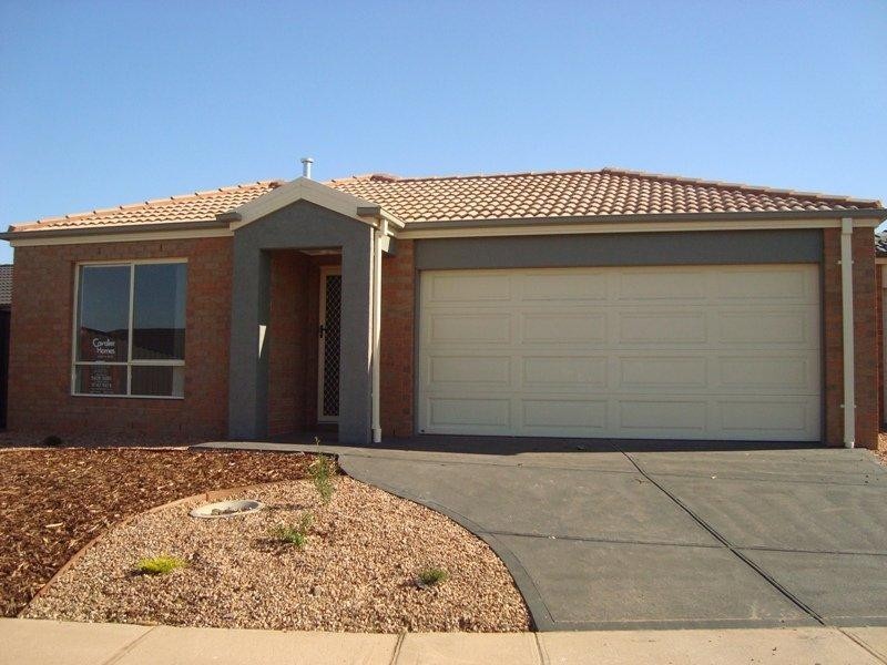 17 Taunton Gr, Derrimut VIC 3030