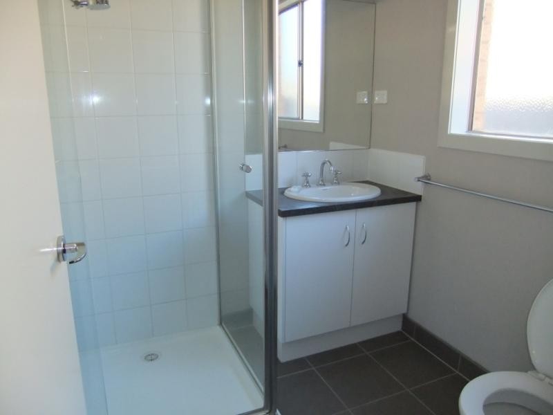 6 Banilla  Cl, Point Cook VIC 3030