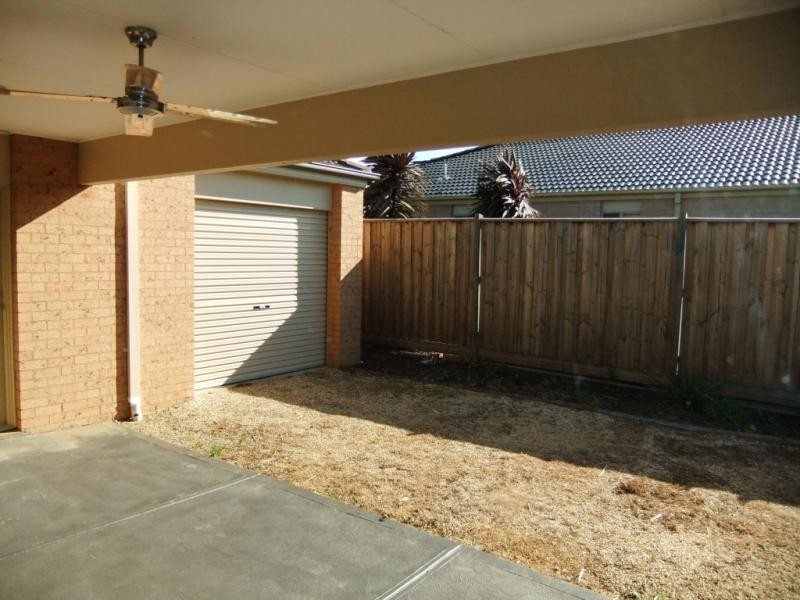 6 Banilla  Cl, Point Cook VIC 3030