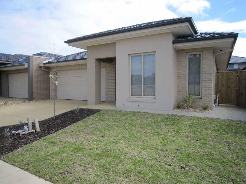 14 Torrens  Tce, Sandhurst VIC 3977