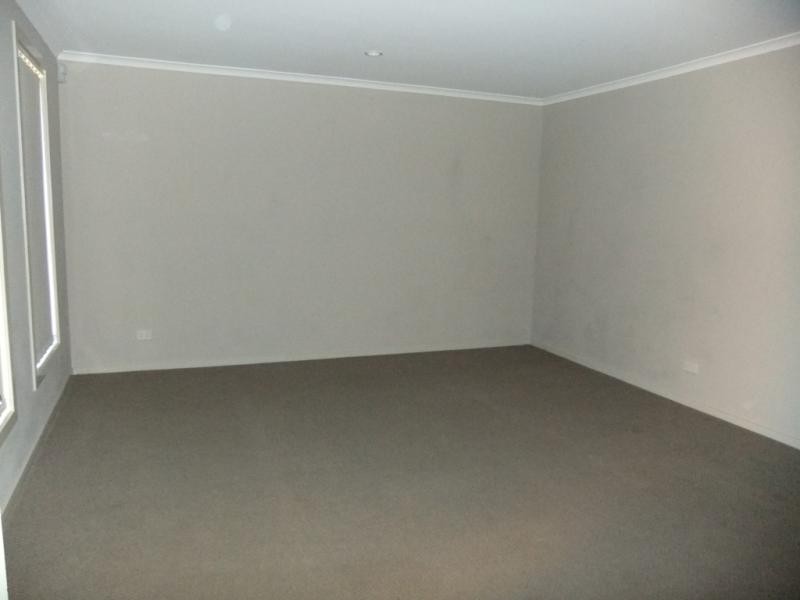 6 Banilla Cl, Point Cook VIC 3030