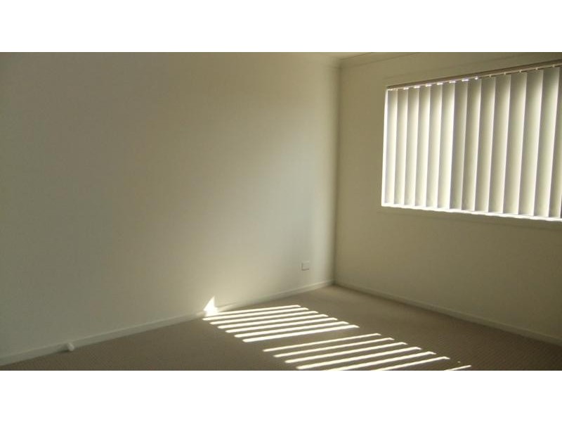 4 Harrie Pl, Doreen VIC 3754