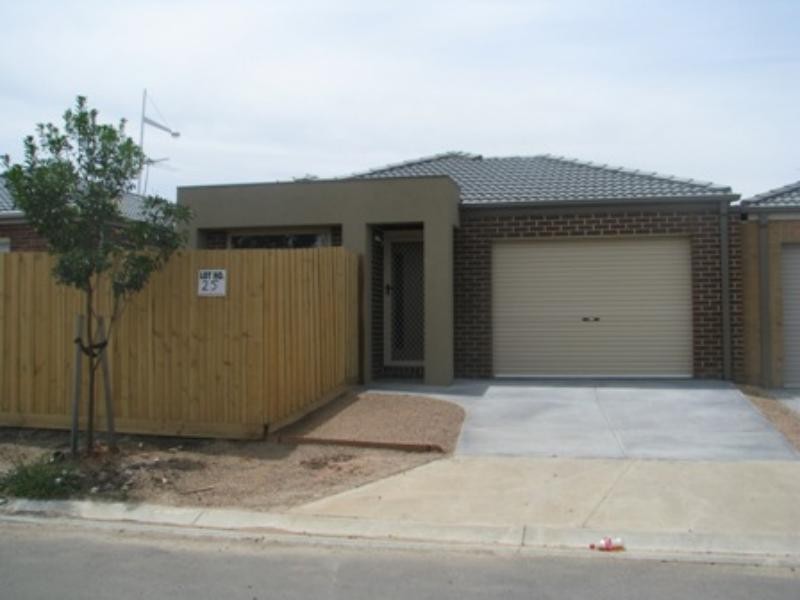 254 The Lakes  Bvd, South Morang VIC 3752