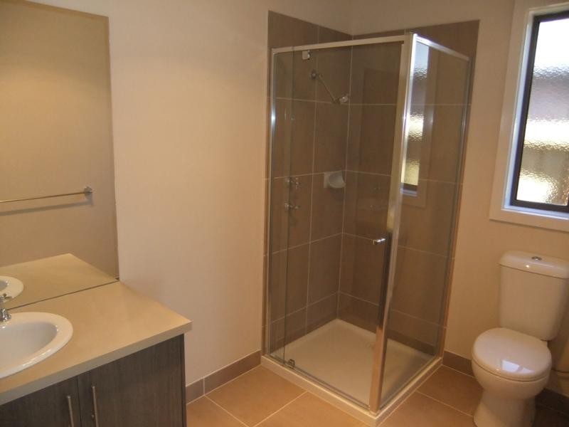 11 Gentle Wk, Doreen VIC 3754