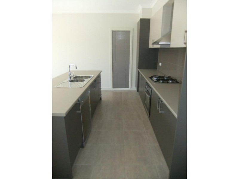 3  Daymar Cct, Craigieburn VIC 3064