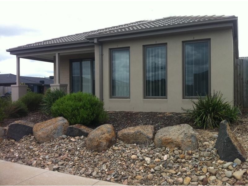18 Hammock Dr, Doreen VIC 3754