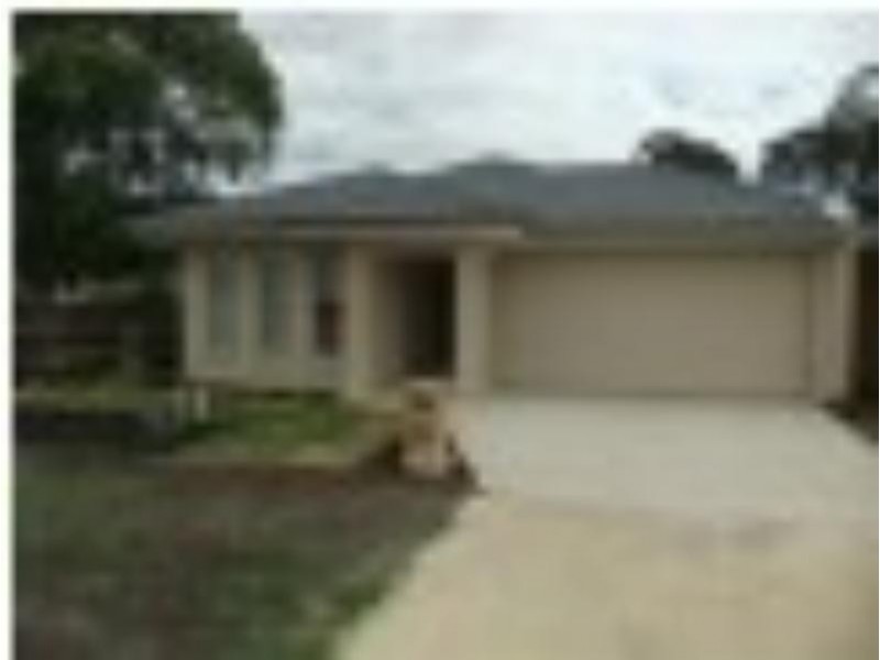 11 Normanby Ch, Sandhurst VIC 3977