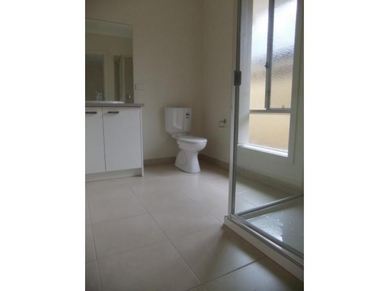 11 Normanby Ch, Sandhurst VIC 3977