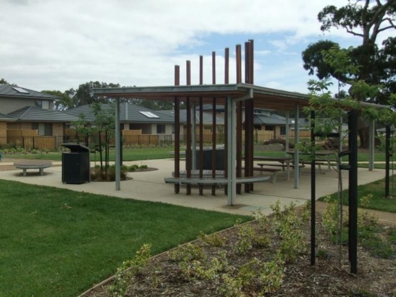 11 Normanby Ch, Sandhurst VIC 3977