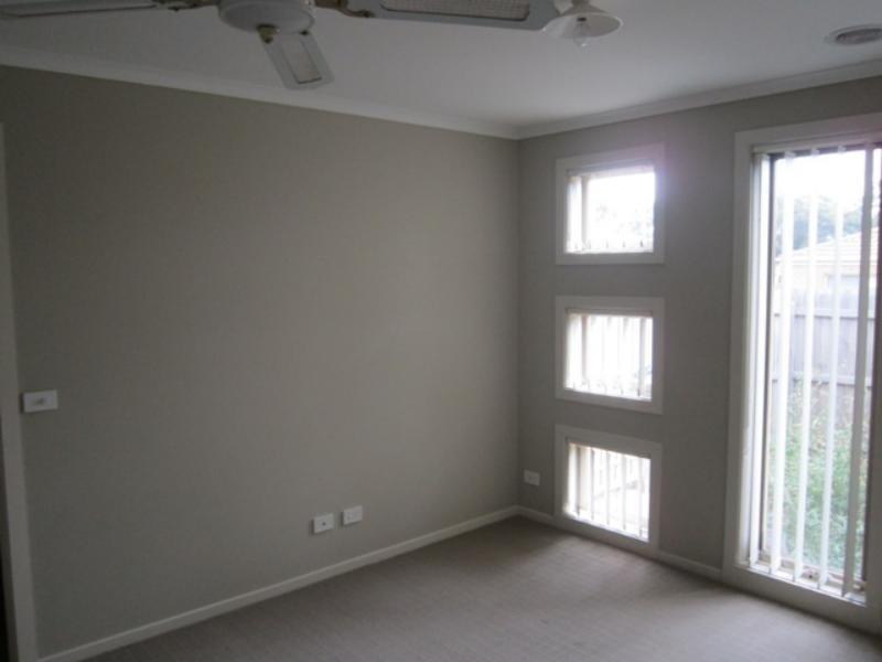 262 The Lakes Bvd, South Morang VIC 3752