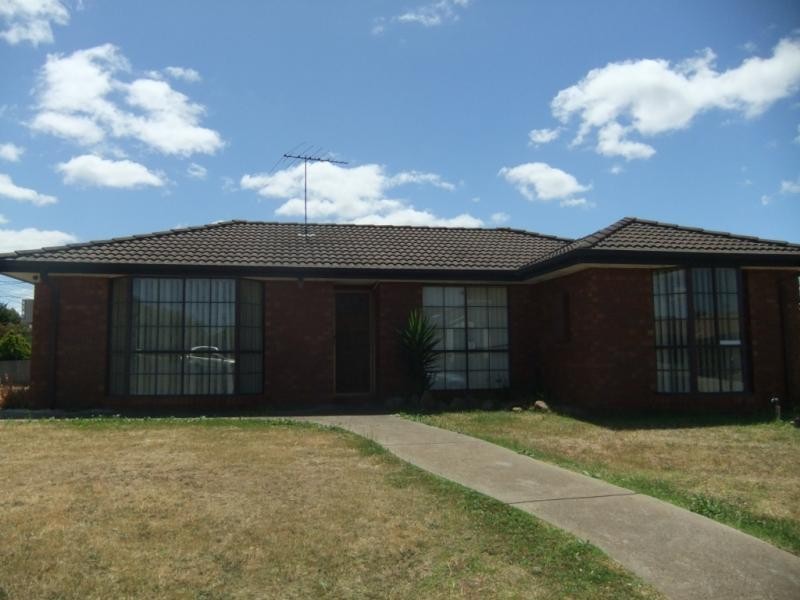 16 Maplehurst St, Hoppers Crossing VIC 3029