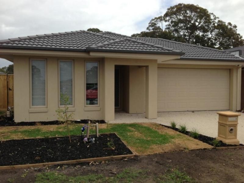 11 Normanby Ch, Sandhurst VIC 3977