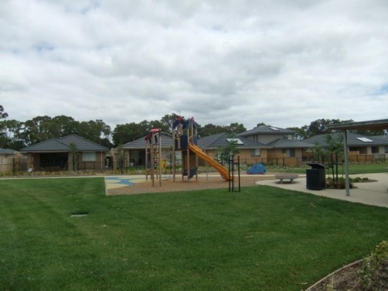 11 Normanby Ch, Sandhurst VIC 3977