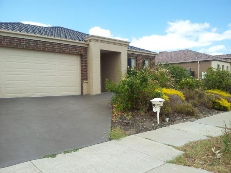 54 Papillon  Pde, Tarneit VIC 3029