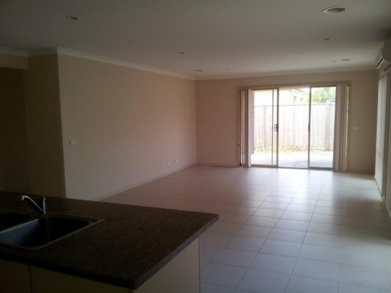 54 Papillon  Pde, Tarneit VIC 3029
