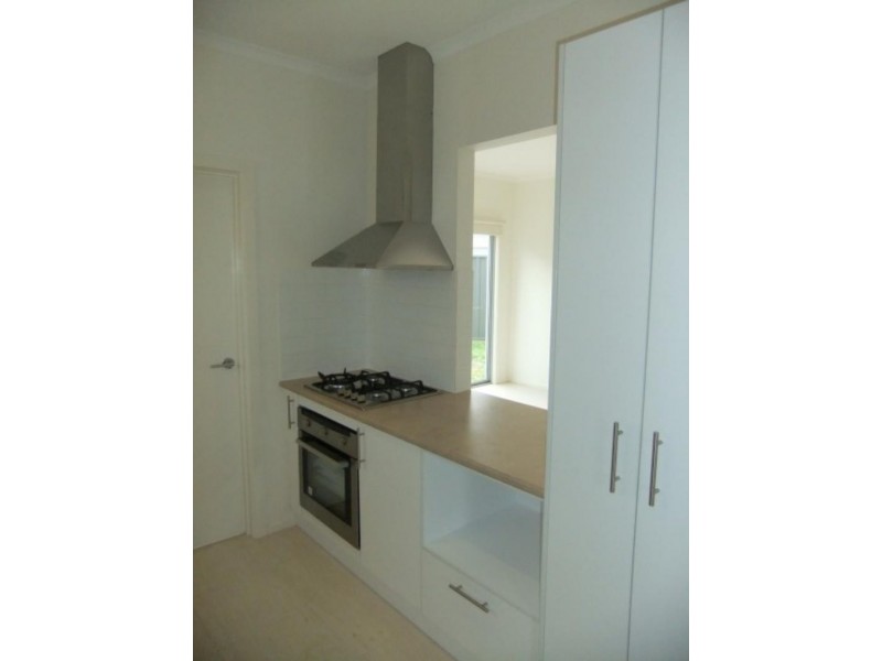 1/11 Howqua Pl, Pakenham VIC 3810