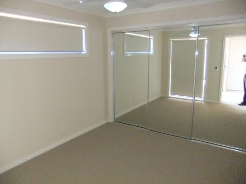 11 Rollinghill  Way, Doreen VIC 3754