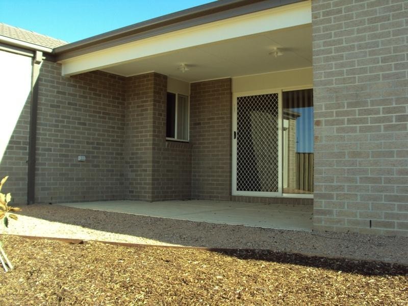 18 Sugar Gum Dr, Doreen VIC 3754