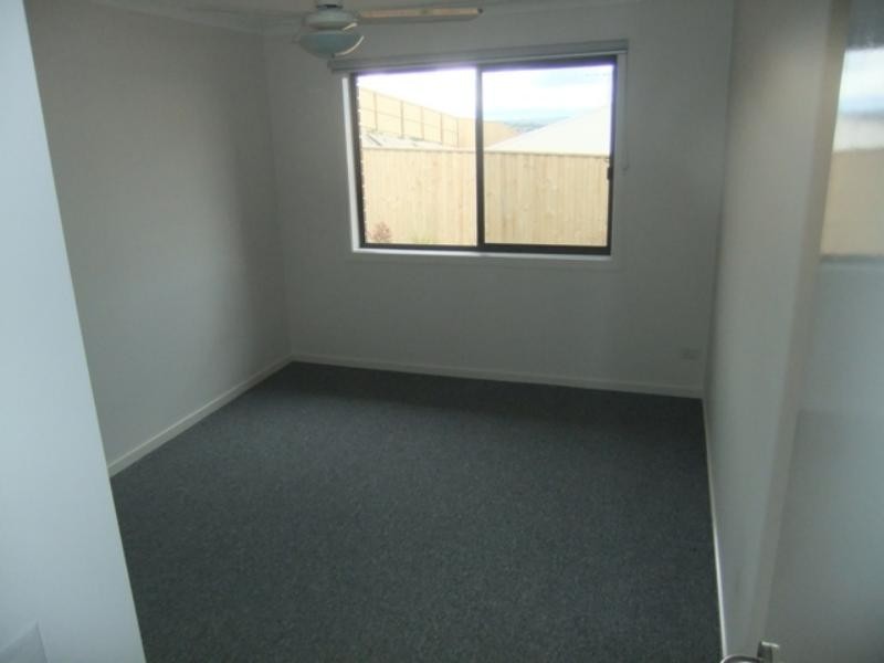 6 Oswin Ct, Sunbury VIC 3429