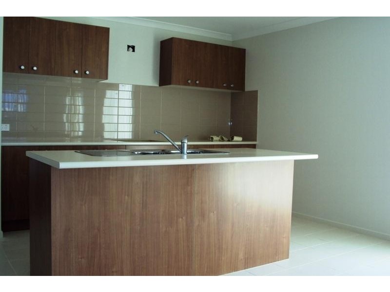 26 Villiers  Dr, Point Cook VIC 3030