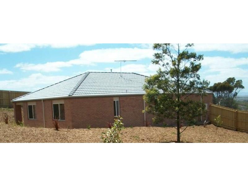 5 Emma Ct, Sunbury VIC 3429